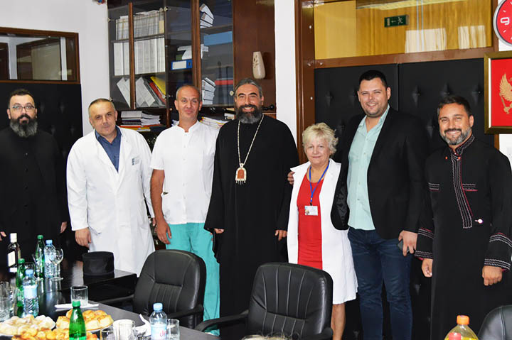 Предсједник Ковачевић и Епископ будимљанско-никшићки Методије уручили донацију ЈЗУ Општа болница Никшић