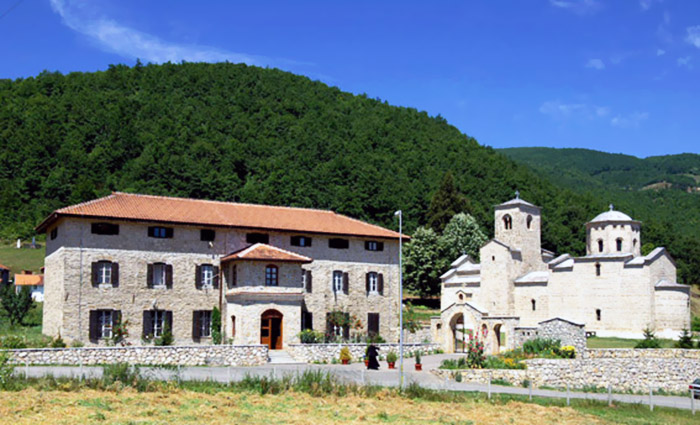 Анализа Епархије будимљанско-никшићке показала да су се на Јавном сервису политички ставови покушали представити као историјске чињенице