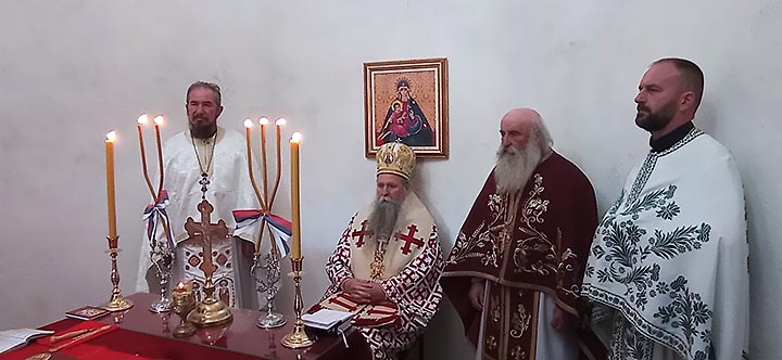 Прослављена годишњица освећења спомен храма на Вучјем долу