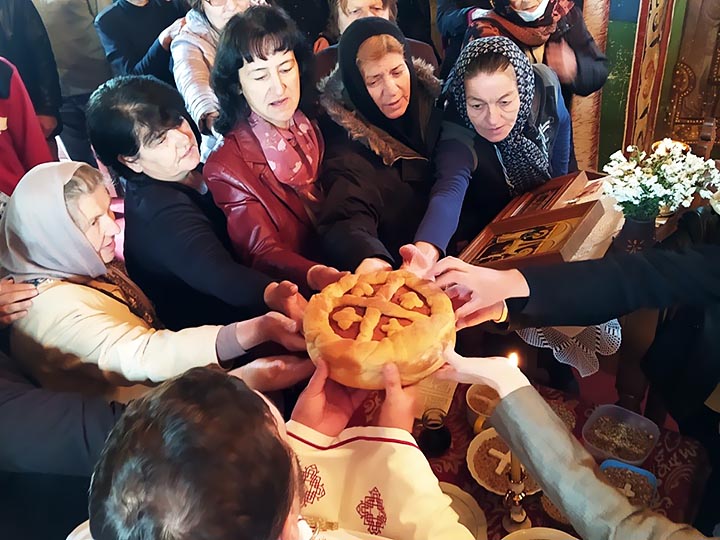 ПРОСЛАВЉЕНА СЛАВА ХРАМА ЗАЧЕЋА СВЕТОГ ЈОВАНА КРСТИТЕЉА