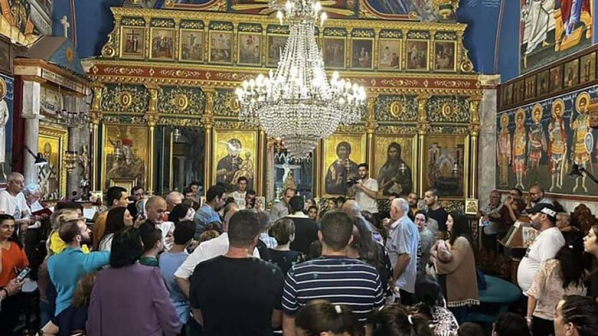 Саборно крштење у манастиру усред насиља у Гази
