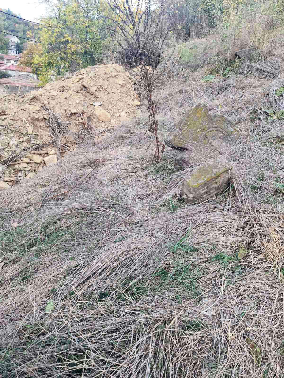 САОПШТЕЊЕ ЕПАРХИЈЕ РАШКО – ПРИЗРЕНСКЕ ПОВОДОМ ЈОШ ЈЕДНОГ У НИЗУ СКРНАВЉЕЊА ПРАВОСЛАВНИХ ГРОБАЉА