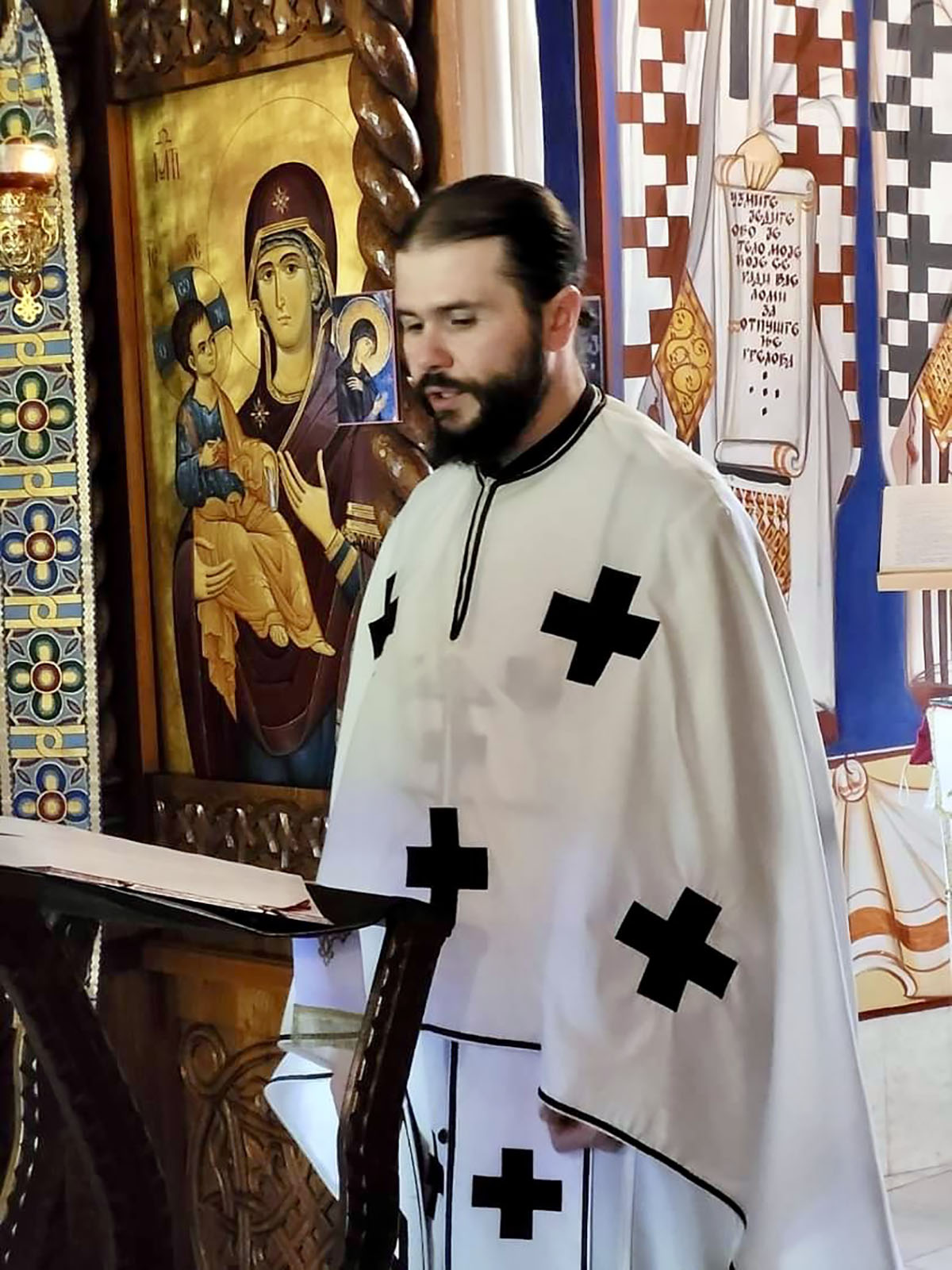 Епархија рашко-призренска најоштрије протествује због депортације са КиМ игумана манастира Девина вода протосинђела Фотија