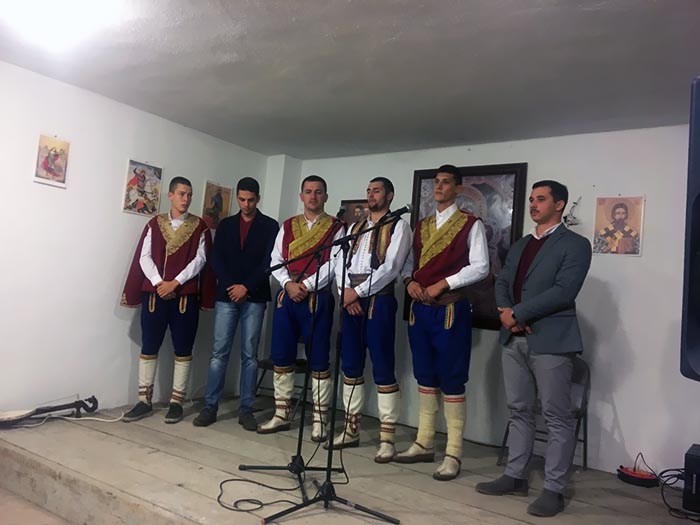 За обнову цркве Светог Василија Острошког у Мартиновићима