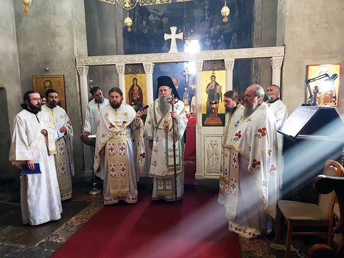 Епископ Јоаникије служио Божанствену Литургију Светог апостола Јакова, првог епископа Јерусалимског