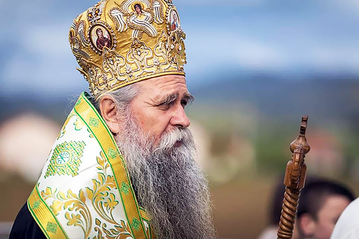 Здравствено стање Епископа Јоаникија уредно