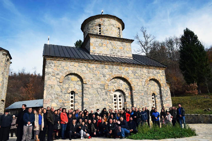 У манастиру Црнча прослављен празник Светог Арсенија Сремца