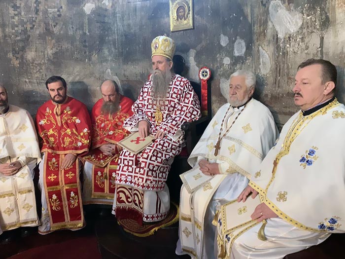Владика Јоаникије у Ђурђевим Ступовима поручио: Чувамо темеље Црне Горе