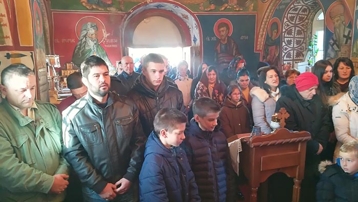 Света Литургија у Страшевини