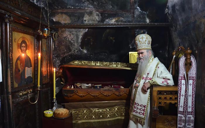 Митрополит Амфилохије: Мошти Светог Василија Острошког на црквено-народном Сабору у Никшићу