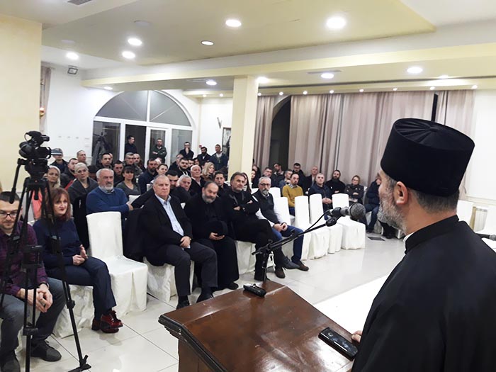 О „Наметању Предлога закона о вјерским слободама и праву Цркве на опстанак“ разговарало се у Никшићу