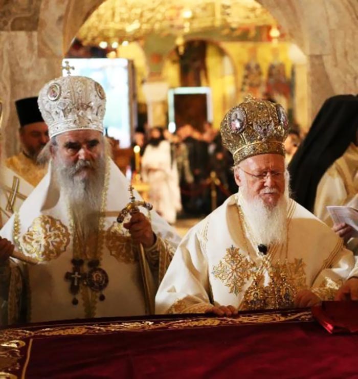 Васељенски Патријарх: Митрополија црногорско-приморска једина канонска Црква у Црној Гори