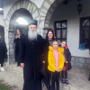 Група вјерника из Никшића посјетила светиње Косова и Метохије
