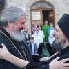 Свечани дочек моштију Светог Владике Николаја Велимировића и Епископа Исихија