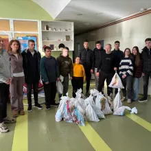 Братство православне омладине Светог Василија Острошког и ове године обрадовало најмлађе