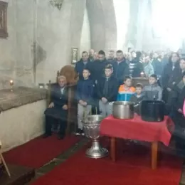 Епископ Јоаникије на Богојављење служио Литургију са водоосвећењем у Ђурђевим Ступовима