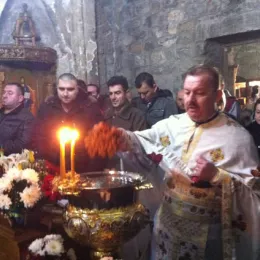 Крстовдан у цркви Светих Апостола Петра и Павла у Бијелом Пољу