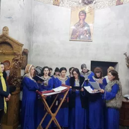 Поноћна Божићна Литургија у манастиру Ђурђеви Ступови