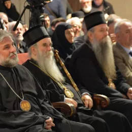 У подгоричком Саборном храму представљено четворокњижје Митрополита Амфилохија „Ново косовско распеће“