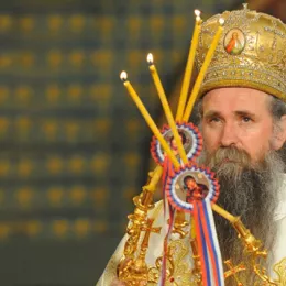 Распоред богослужења Епископа Јоаникија за Божићне празнике