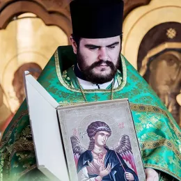 Свечано прослављена слава храма Светог Серафима Саровског у Полисаеву