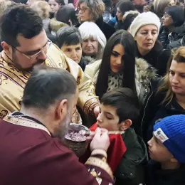 Епископ Јоаникије на Бадњи дан служио Литургију у никшићком Саборном храму
