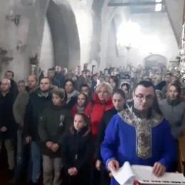 Епископ Јоаникије на Божић служио Литургију у Ђурђевим Ступовима