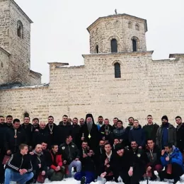 Епископ Јоаникије на Богојављење служио Литургију у Ђурђевим Ступовима