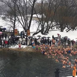 jan-2019-liturgija-i-plivanje-za-casni-krst-u-niksicu