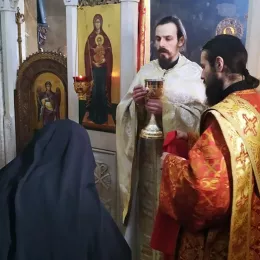 Литургија у манастиру Ђурђеви Ступови