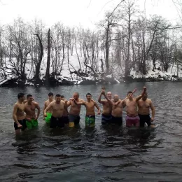 Плав: До крста први Жељко Дашић