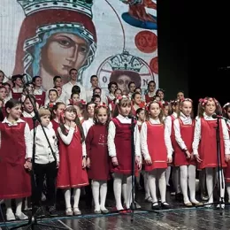 Творац симфоније између Цркве и државе