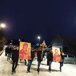 Молебан и свечана литија на Жабљаку