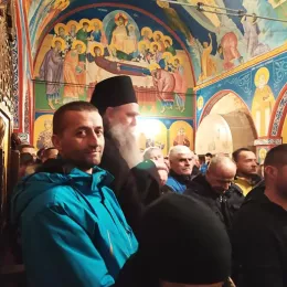 Молебан и свечана литија на Жабљаку