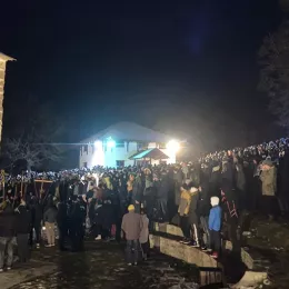 Десет хиљада Беранаца у достојанственом и величанственом Крсном ходу за одбрану Светиња 