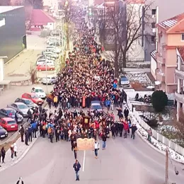 Близу 15 хиљада људи у Беранама исказало одлучност да брани своју вјеру и светиње