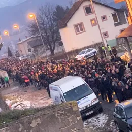 Свенародна литија одржана у Беранама: Не дамо светиње!