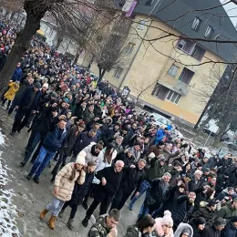 Свенародна литија одржана у Беранама: Не дамо светиње!