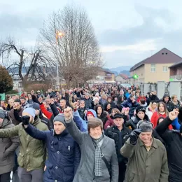 Свенародна литија одржана у Беранама: Не дамо светиње!