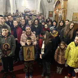 Епископ Јоаникије предводио свенародну Литију у Беранама: „Овдје се војује одлучујућа битка за будућност православља“