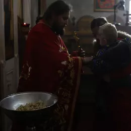 Епископ Јоаникије на Бадњи дан богослужио у манастиру Ђурђеви Ступови