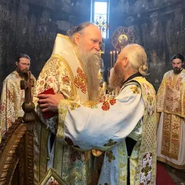 Епископ Јоаникије на Богојављење служио у манастиру Ђурђеви Ступови