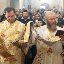 Епископ Јоаникије на Богојављење служио у манастиру Ђурђеви Ступови