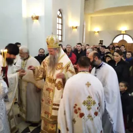 Епископ Јоаникије на Јовањдан служио у Сутивану