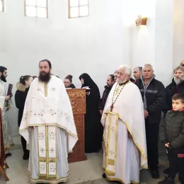 Епископ Јоаникије на Јовањдан служио у Сутивану
