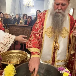 Крстовдан молитвено прослављен у манастиру Ђурђеви Ступови