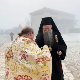 Обрезање Господње и Свети Василије Велики литургијски прослављени у Ђурђевим Ступовима