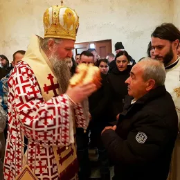 Прослављена храмовна слава цркве Светог Саве у Дапсићима: „Сваки наш храм је светосавски и види се да је Црна Гора од давнина била светосавска по многим топонимима од манастира Савине до Савиног ока, Савиног бора и Савиног кука“.