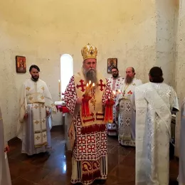 Прослављена храмовна слава цркве Светог Саве у Дапсићима: „Сваки наш храм је светосавски и види се да је Црна Гора од давнина била светосавска по многим топонимима од манастира Савине до Савиног ока, Савиног бора и Савиног кука“.