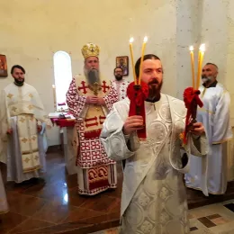 Прослављена храмовна слава цркве Светог Саве у Дапсићима: „Сваки наш храм је светосавски и види се да је Црна Гора од давнина била светосавска по многим топонимима од манастира Савине до Савиног ока, Савиног бора и Савиног кука“.